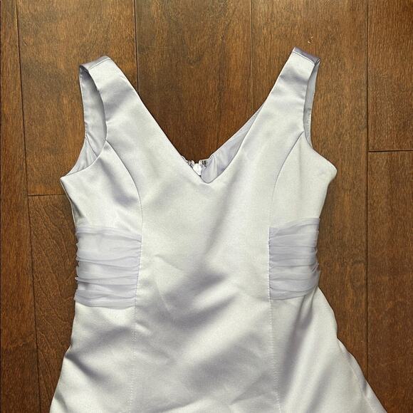 David's Bridal Lilac Formal Kids Dress, Perfect for Wedding Flower Girl, Size 6 - Picture 2 of 14